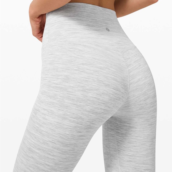 Lululemon Align Crop Legging - Picture 1 of 3
